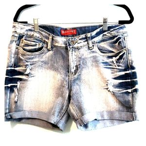 Red Rivet, distressed denim shorts, EUC, Size 15